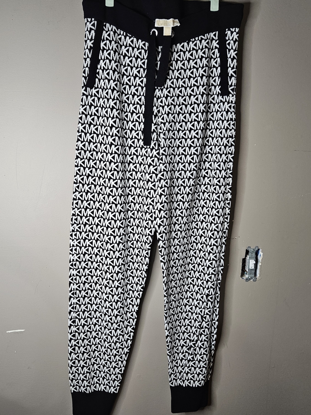 Michael Kors Black & White Logo Jogger Pants Size L Waist 17.5" Length 32.5"